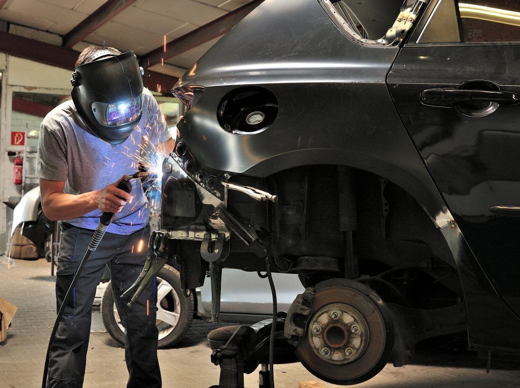 auto body repair tech welding auto body repair tech welding